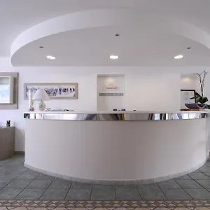 3* Otel Ambrosio La Corte